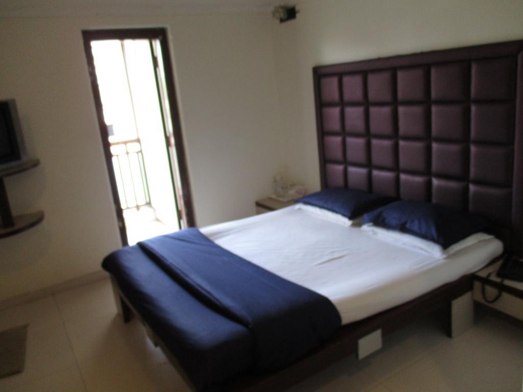 Hotel Park Shilton Mumbai Ngoại thất bức ảnh