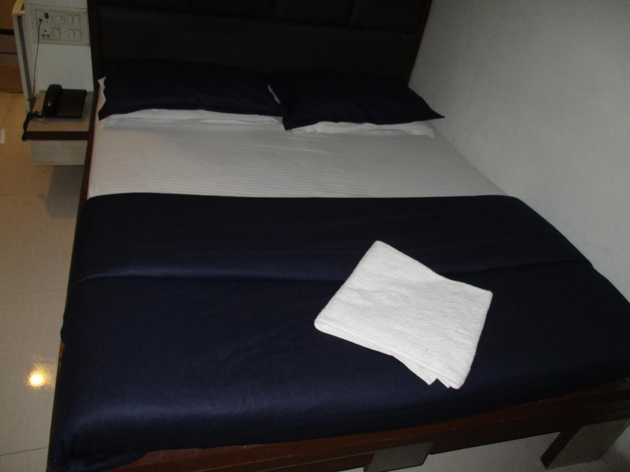 Hotel Park Shilton Mumbai Ngoại thất bức ảnh